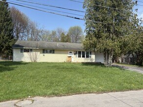 Building Photo - 27 Wexford Rd