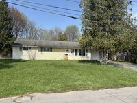 Building Photo - 27 Wexford Rd