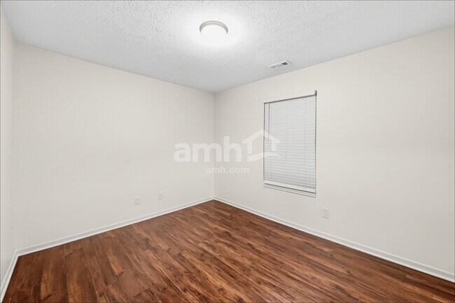 Building Photo - 1273 Audubon Dr