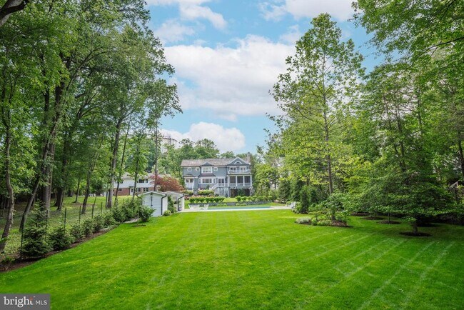 Building Photo - 5600 Brite Dr