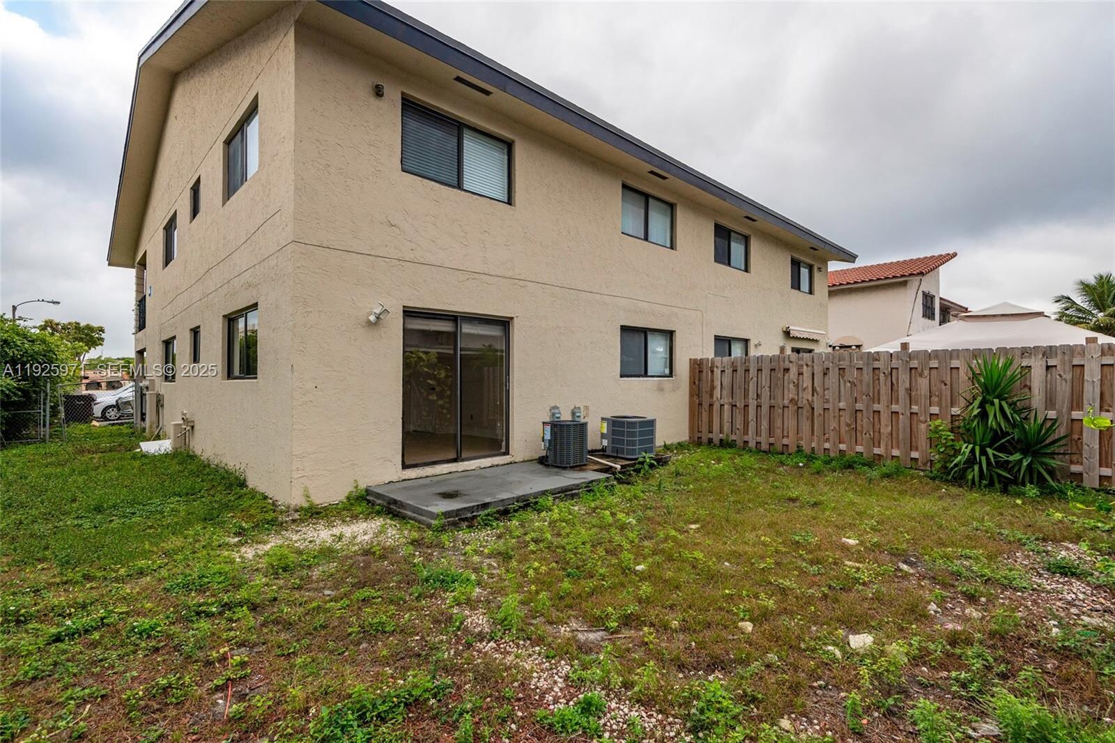 Building Photo - 1771 W 58th St