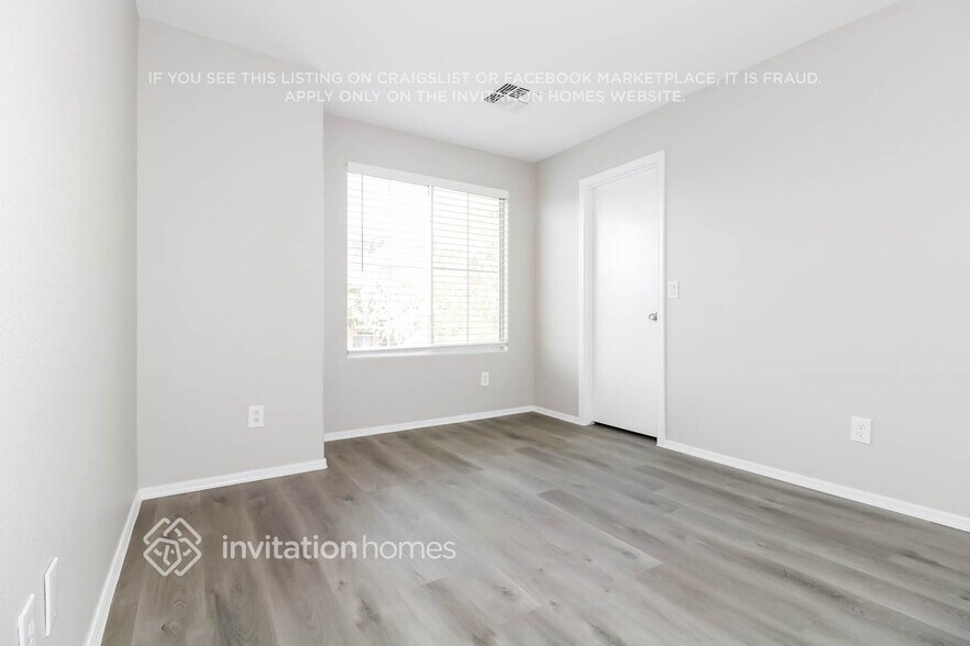 Building Photo - 8218 W Lumbee St