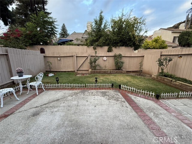 Building Photo - 2221 Dublin Ln