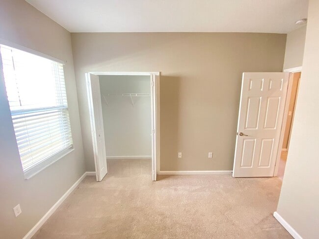 Building Photo - 258 Bella Prestwick Blvd