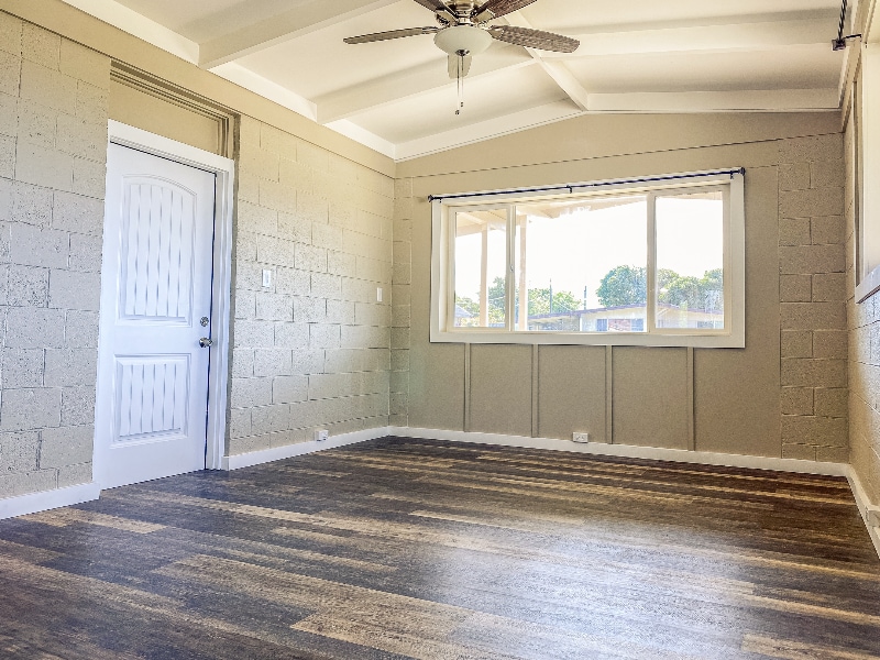 Building Photo - 385 Kahoolawe St