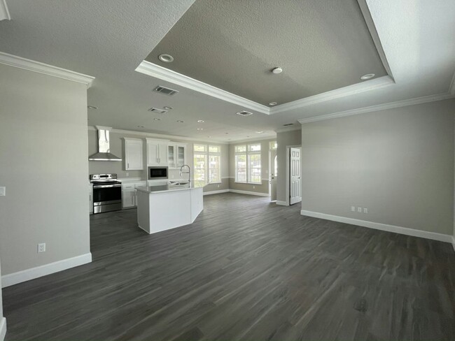 Building Photo - 3575 Vine Trl