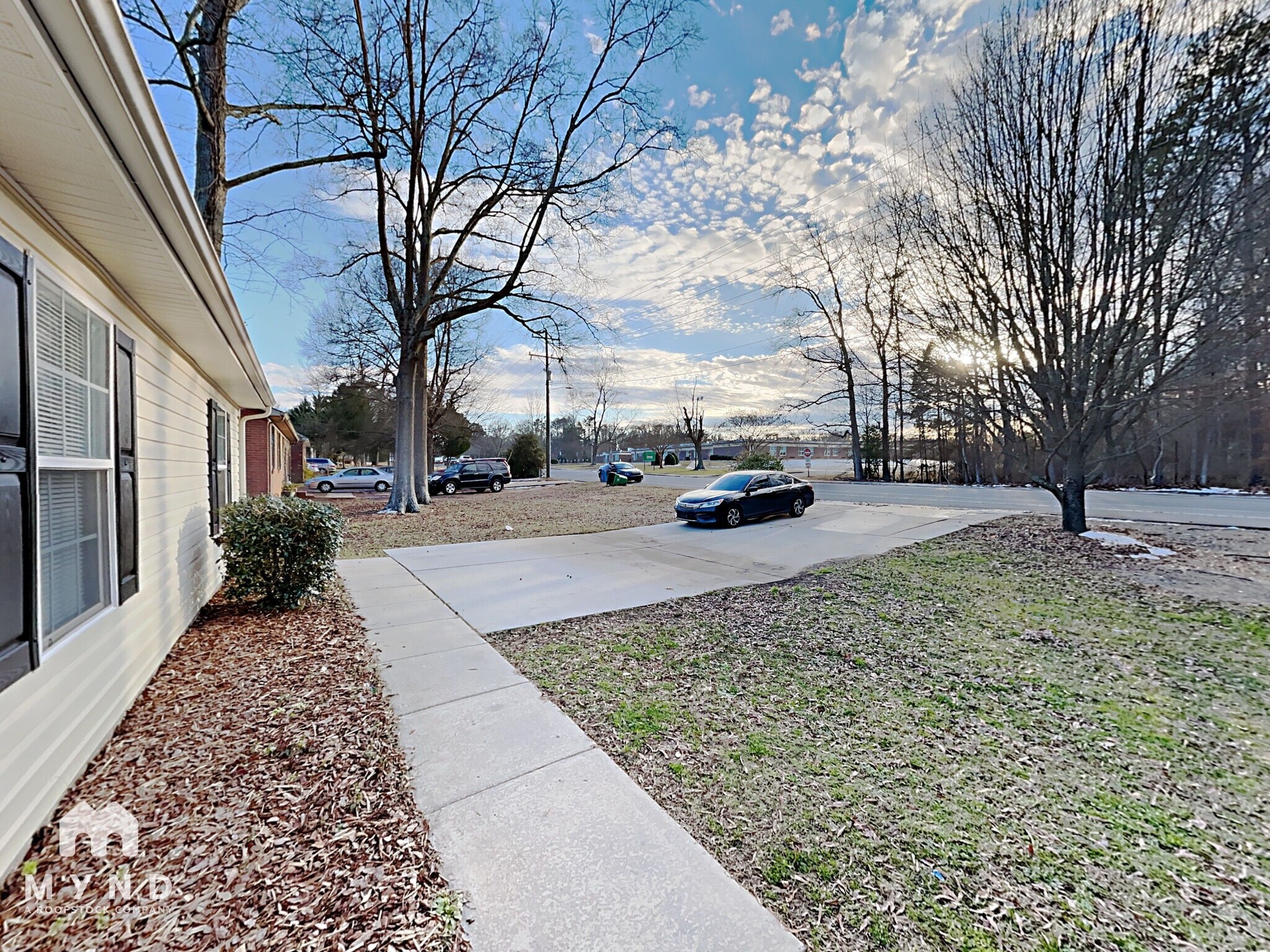 Building Photo - 6409 Barrington Dr