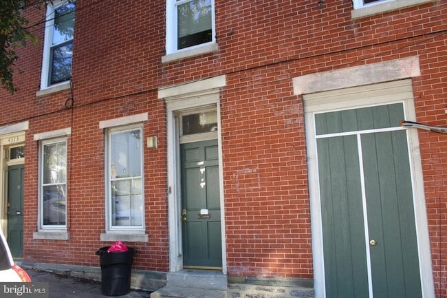 Primary Photo - 4373 Cresson St
