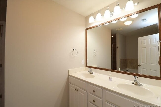 Building Photo - 2935 Winding Waters Way