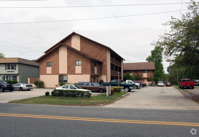Primary Photo - Cedar Rock Apartments