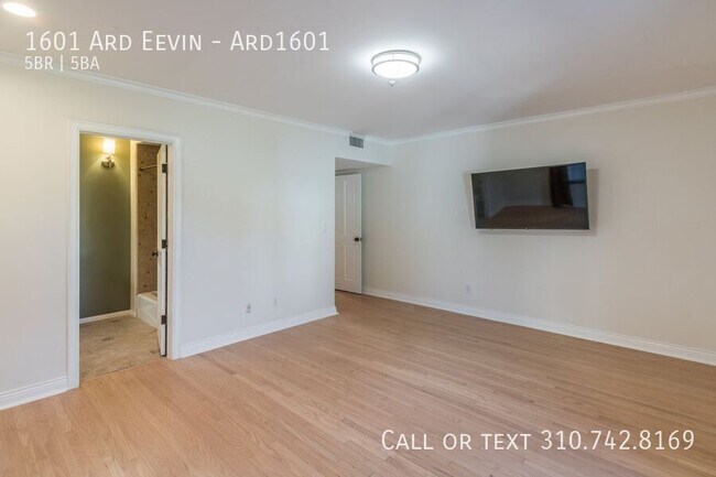 Building Photo - 1601 Ard Eevin Ave