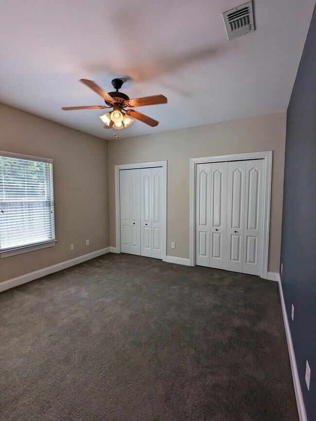 Building Photo - 1789 Ravenna Dr