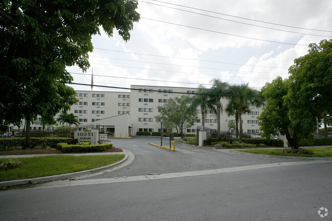 Primary Photo - Samari Towers