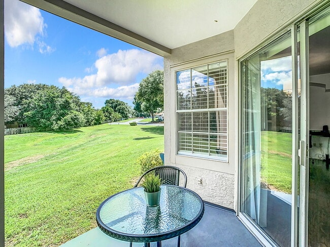 Building Photo - Westpointe Boulevard, Orlando, FL 32835 - 1 BR 1 BA condo