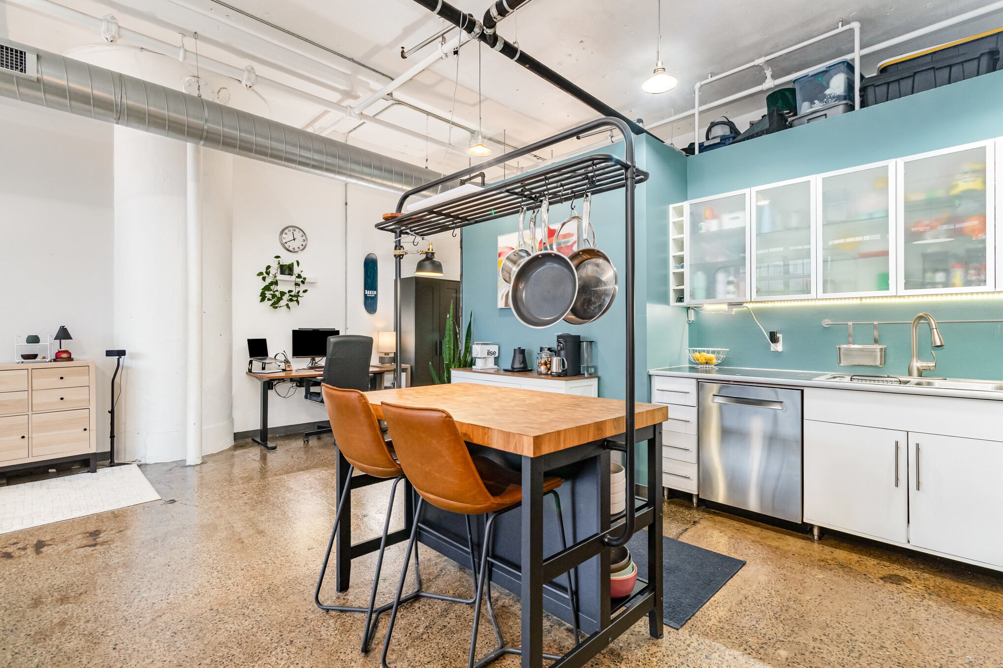 Building Photo - 500 Robert St N