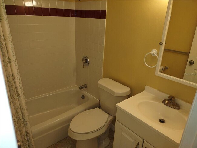 Building Photo - 1566 Pleasant Rd