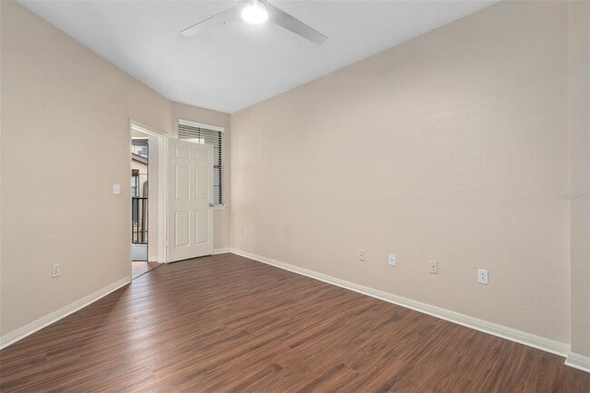 Building Photo - 911 N Orange Ave