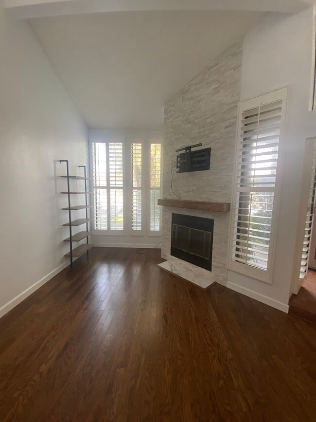 Building Photo - Charming 2-Bedroom, 2-Bathroom Townhome with Loft With Solar!