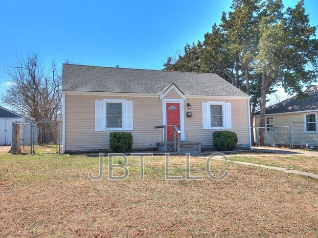 Building Photo - 224 W Ercoupe Dr