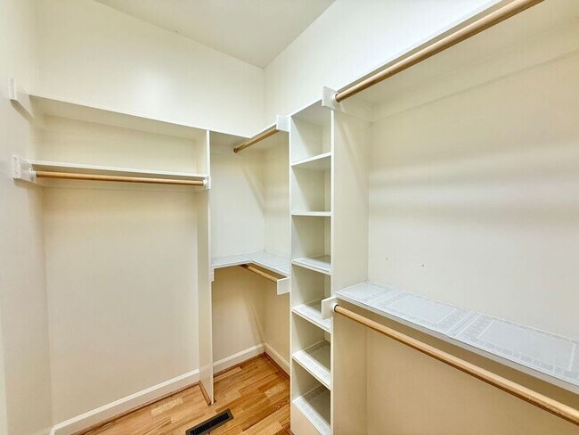 Building Photo - 6328 Cedar Waters Dr
