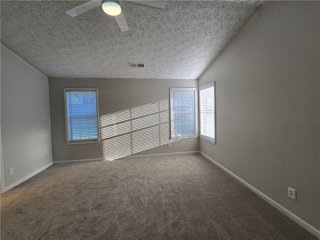 Building Photo - 3585 Plum Creek Trail NW