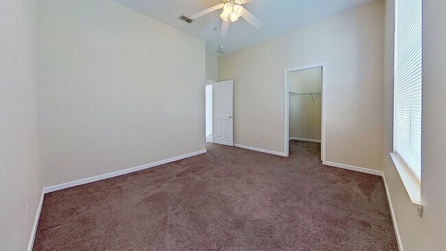 Building Photo - Beautiful Condominium on Beach Blvd!