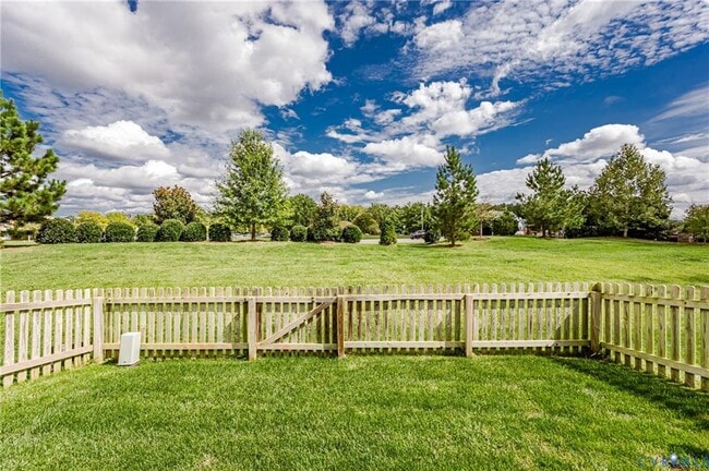 Building Photo - 9073 Spring Green Loop