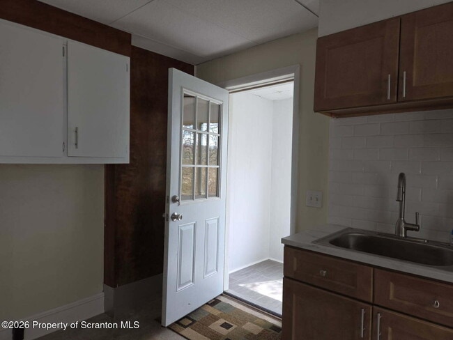 Building Photo - 138 Charles St