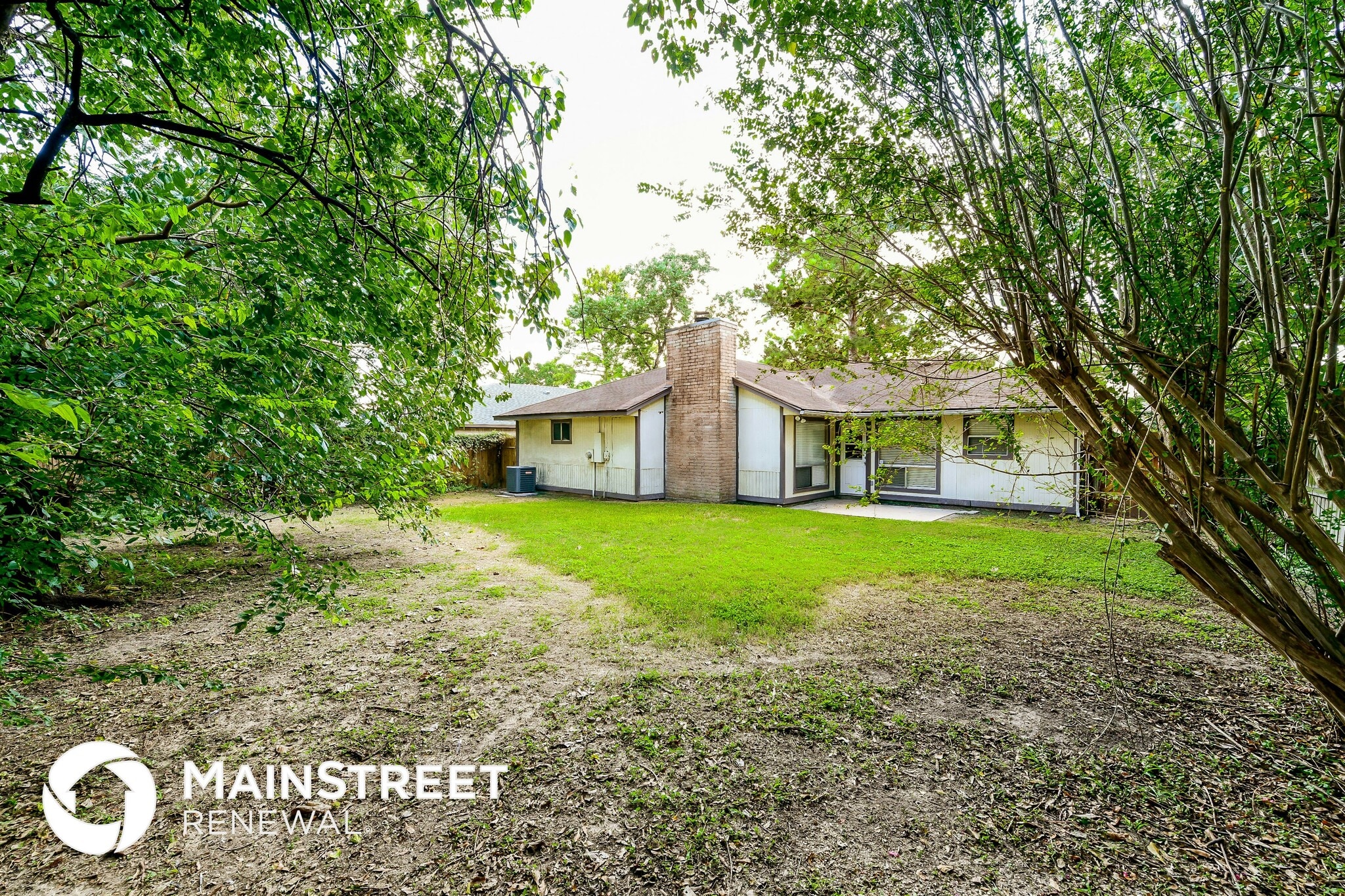 Building Photo - 11906 Woolford Dr