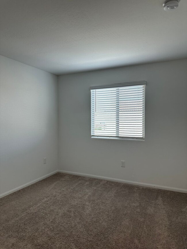 Building Photo - Beautiful Las Vegas Home!