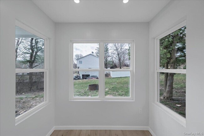 Building Photo - 1435 NY-208