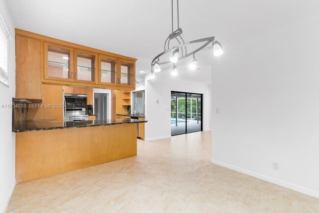 Building Photo - 1047 Buchanan St