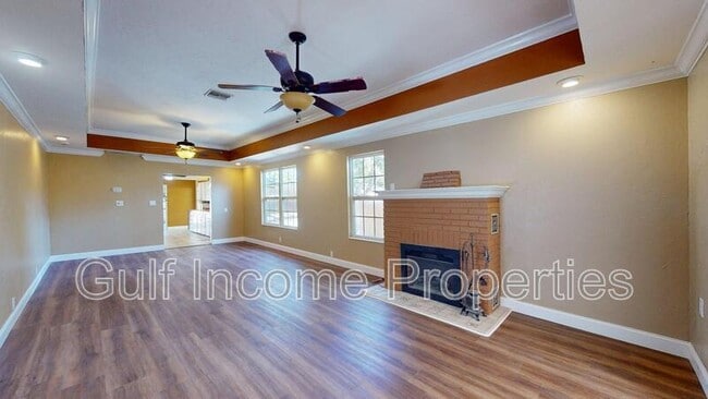 Building Photo - 2635 Arnold St