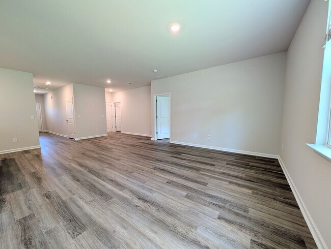 Building Photo - Brand New Home in Sand Ridge Park