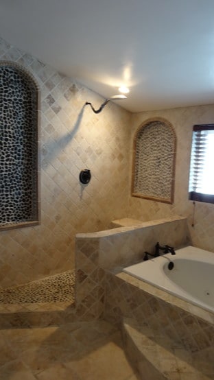 Building Photo - 12913 Winthrop Ave