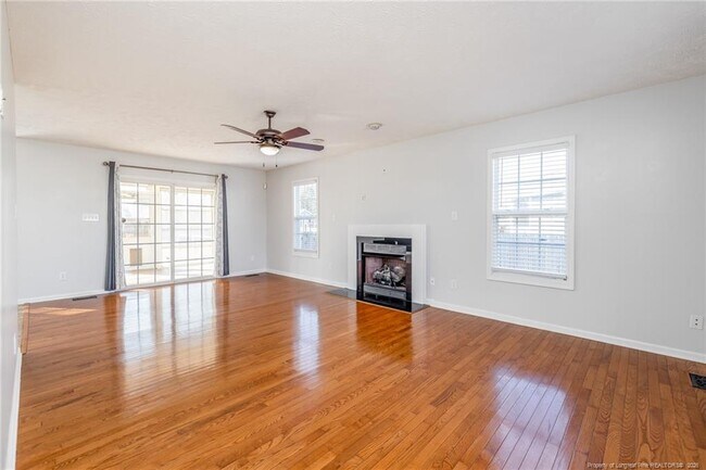 Building Photo - 3320 Benson Pl