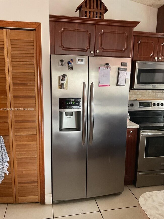 Building Photo - 14345 SW 52nd St