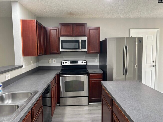 Building Photo - 218 Cogburn Rd