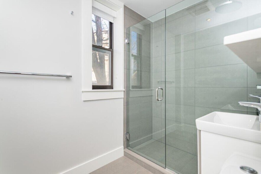 Building Photo - 12 Elko St