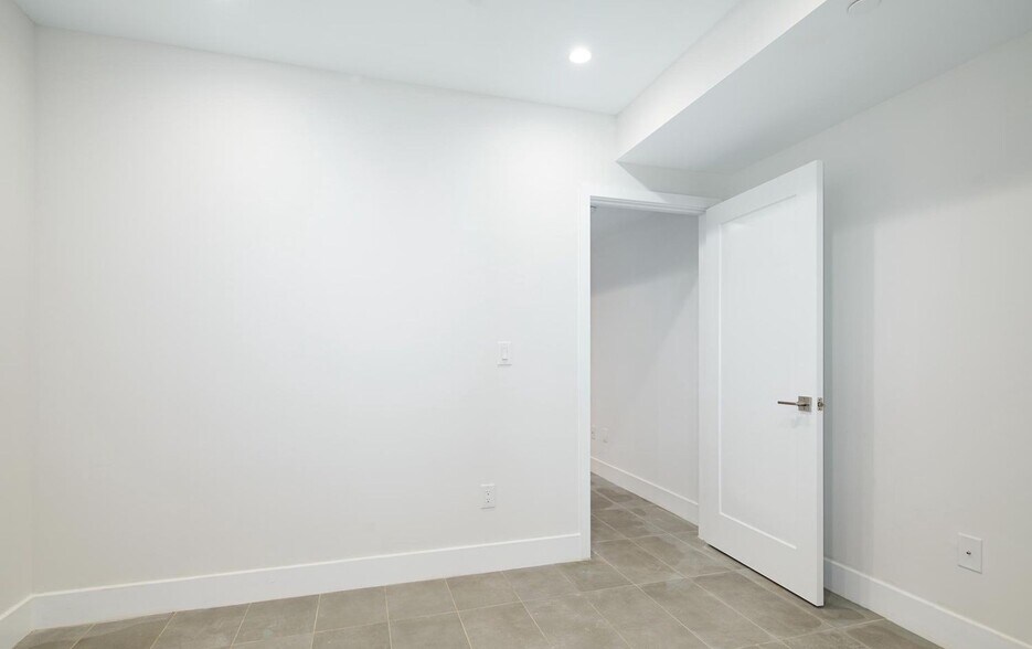 Building Photo - 1620 Germantown Ave