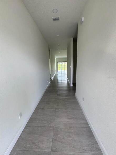 Building Photo - 416 Adams View Ln