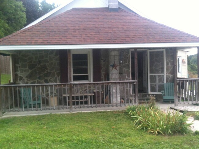 Building Photo - 208 William Floyd Pkwy