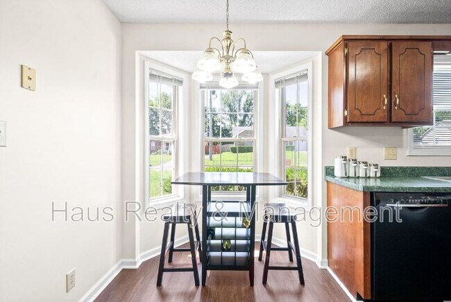 Building Photo - 3279 S Senseney Cir