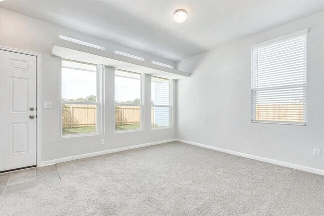 Building Photo - 1628 Arbor Knot Dr