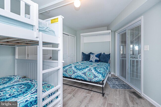 Building Photo - 148 Captains Quarters Rd