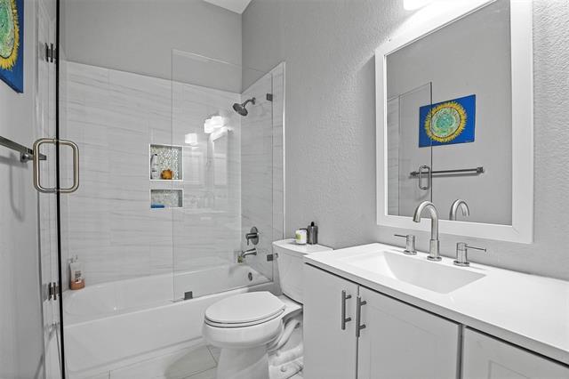 Building Photo - 1904 Hidden Fairway Dr