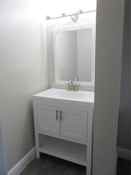 Building Photo - 4280 Woodside Dr