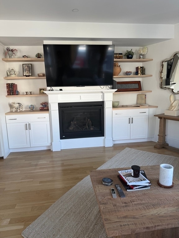 Building Photo - 283 Old Colony Ave