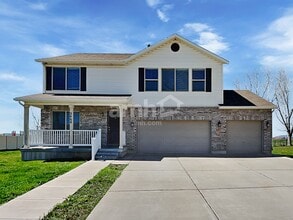 Building Photo - 2464 S 3585 W