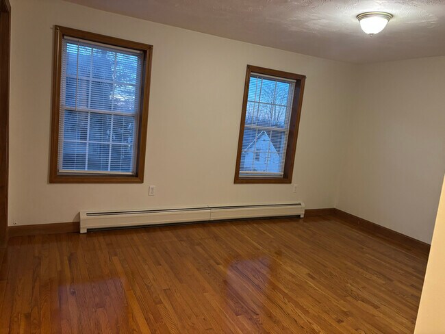 Building Photo - 1 Hemans St